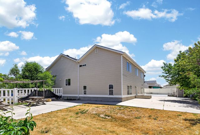 3068 S BURDOCK DR, West Valley City, UT 84128