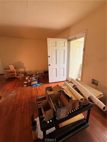 5900 W 85th, Los Angeles, CA 90045