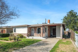 4619 E El Monte Way, Fresno, CA 93702