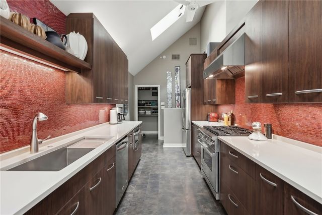 1300 Shady Ave, Squirrel Hill, PA 15217