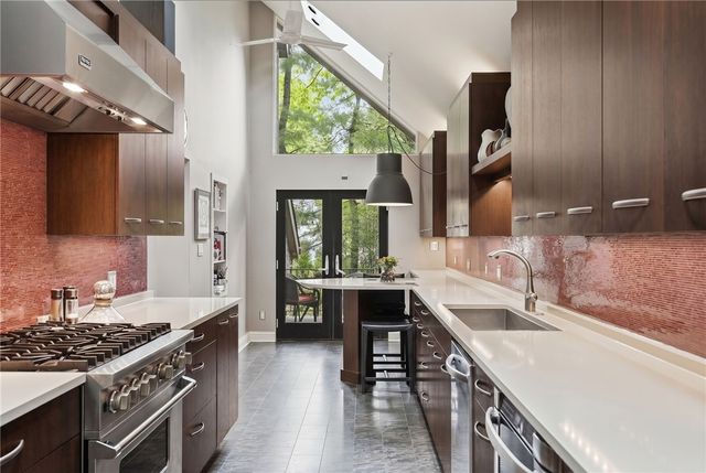 1300 Shady Ave, Squirrel Hill, PA 15217