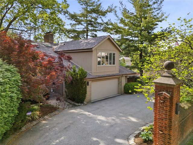 1300 Shady Ave, Squirrel Hill, PA 15217