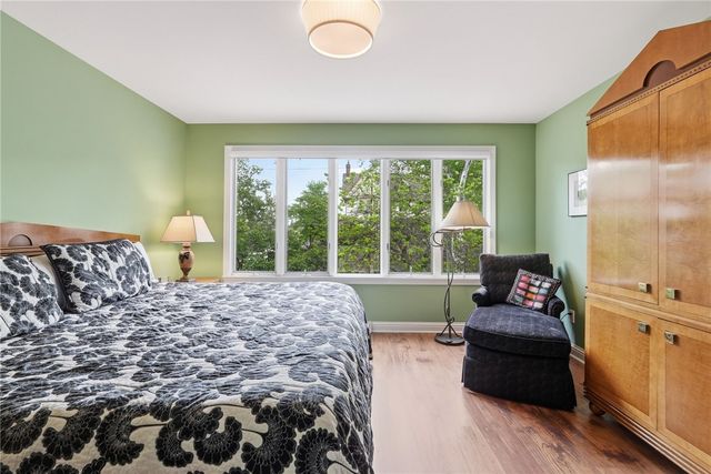 1300 Shady Ave, Squirrel Hill, PA 15217