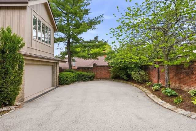 1300 Shady Ave, Squirrel Hill, PA 15217