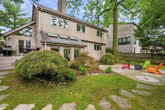1300 Shady Ave, Squirrel Hill, PA 15217