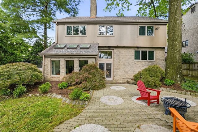 1300 Shady Ave, Squirrel Hill, PA 15217