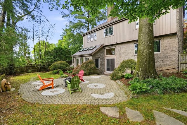 1300 Shady Ave, Squirrel Hill, PA 15217