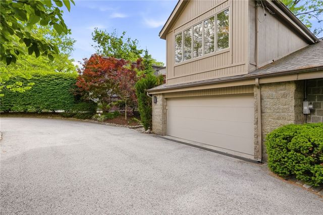 1300 Shady Ave, Squirrel Hill, PA 15217