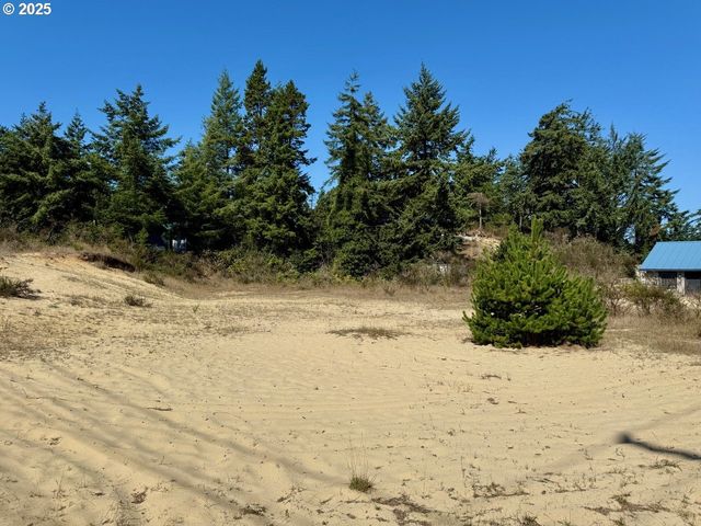 0 Hauser Rd, North Bend, OR 97459