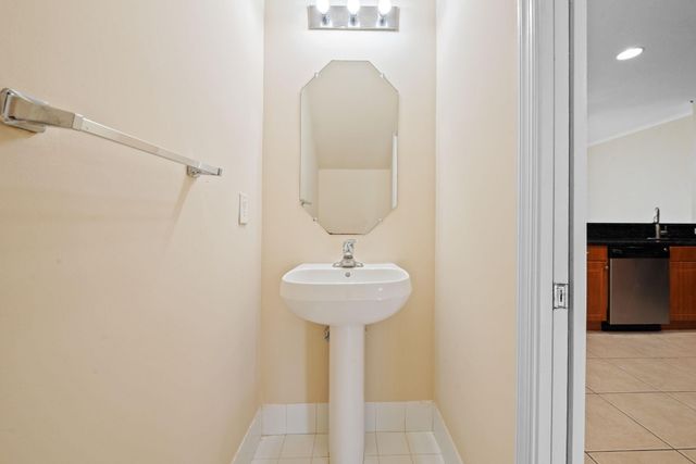 8299 SW 27th Street 101, Miramar, FL 33025