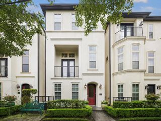 2614 Capitol Street, Houston, TX 77003