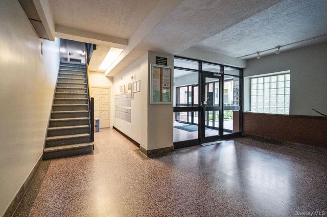 32-40 89 Street C409, East Elmhurst, NY 11369