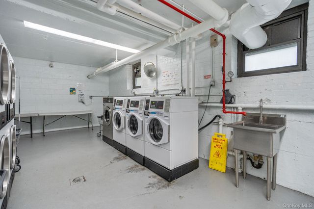 32-40 89 Street C409, East Elmhurst, NY 11369