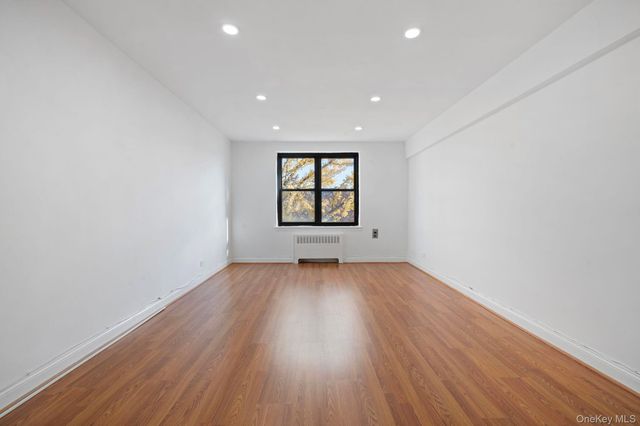 32-40 89 Street C409, East Elmhurst, NY 11369