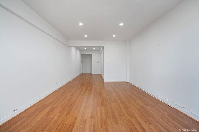 32-40 89 Street C409, East Elmhurst, NY 11369