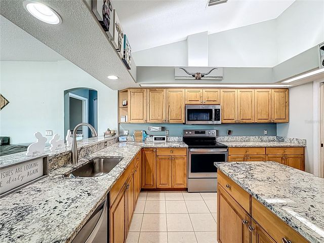 18002 HOWLING WOLF RUN, Parrish, FL 34219