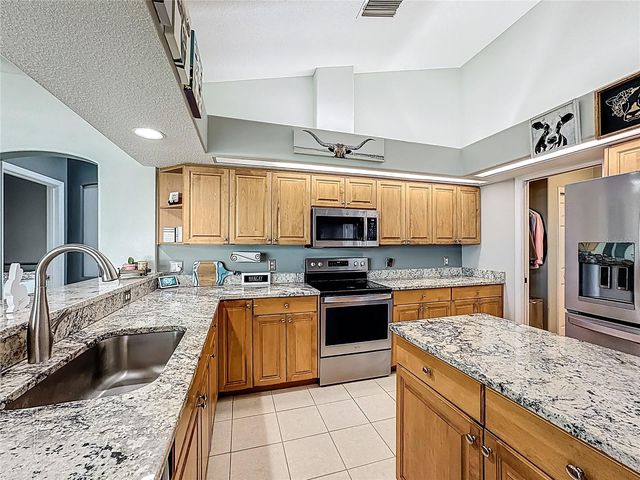 18002 HOWLING WOLF RUN, Parrish, FL 34219