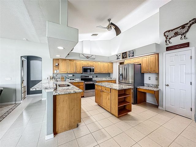 18002 HOWLING WOLF RUN, Parrish, FL 34219