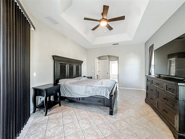 18002 HOWLING WOLF RUN, Parrish, FL 34219