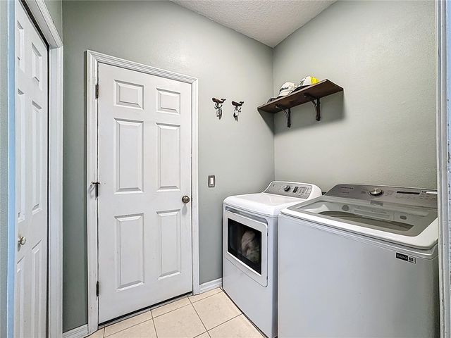 18002 HOWLING WOLF RUN, Parrish, FL 34219