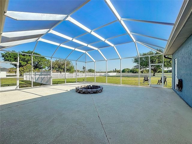 18002 HOWLING WOLF RUN, Parrish, FL 34219