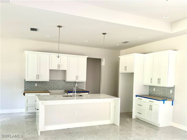 4622 Everglades BLVD N, Naples, FL 34120