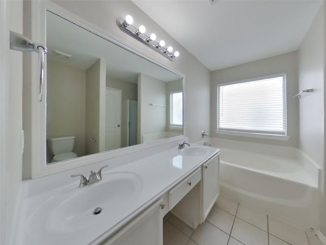 2002 Briar Grove Drive, Conroe, TX 77301