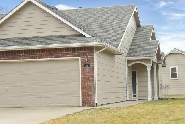 3121 W Westwind Bay, Wichita, KS 67205