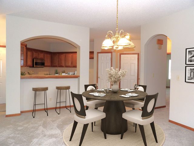 3121 W Westwind Bay, Wichita, KS 67205