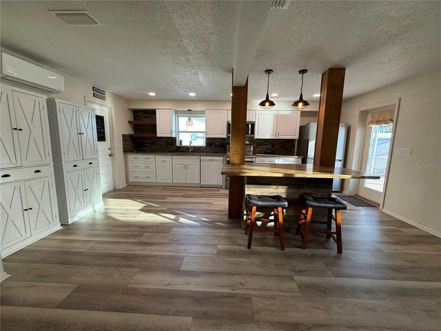 1575 EUNICE LANE, Clearwater, FL 33756