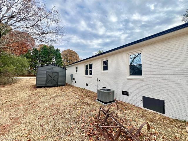 9 Walter Street, Stony Point, NC 28678