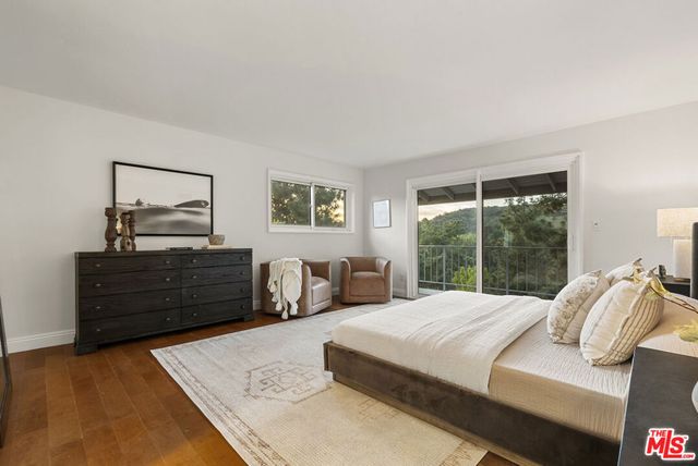 3127 Arrowhead Drive, Los Angeles, CA 90068