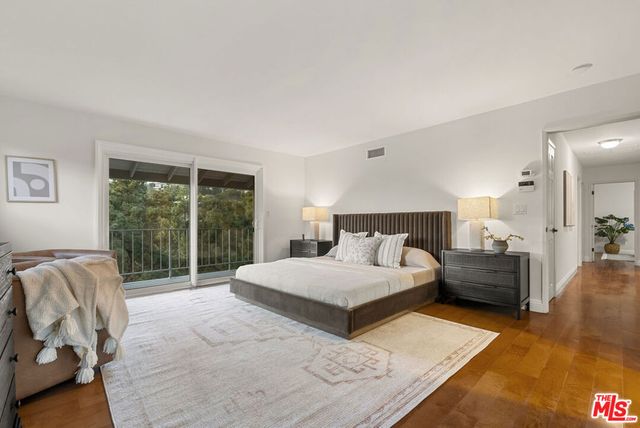 3127 Arrowhead Drive, Los Angeles, CA 90068