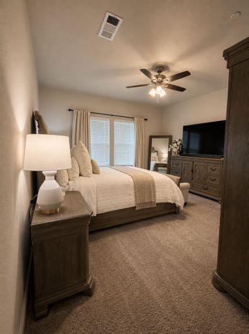 585 Hutchinson Lane, Lewisville, TX 75077