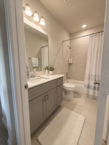 585 Hutchinson Lane, Lewisville, TX 75077