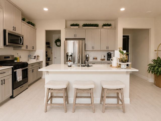 585 Hutchinson Lane, Lewisville, TX 75077