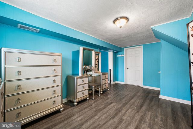 234 TALBOT DR, Broomall, PA 19008