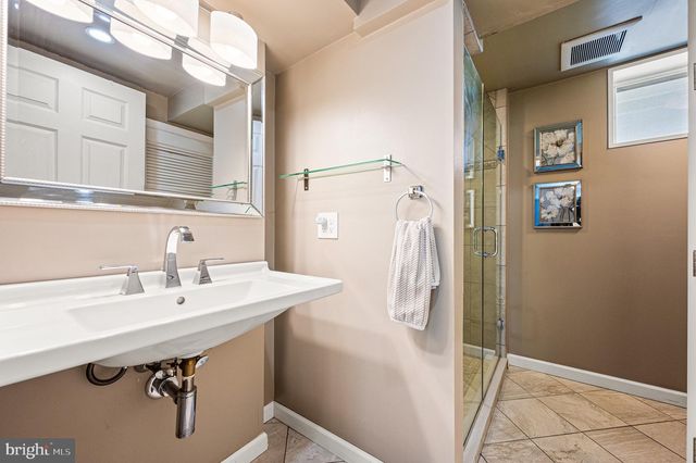 234 TALBOT DR, Broomall, PA 19008