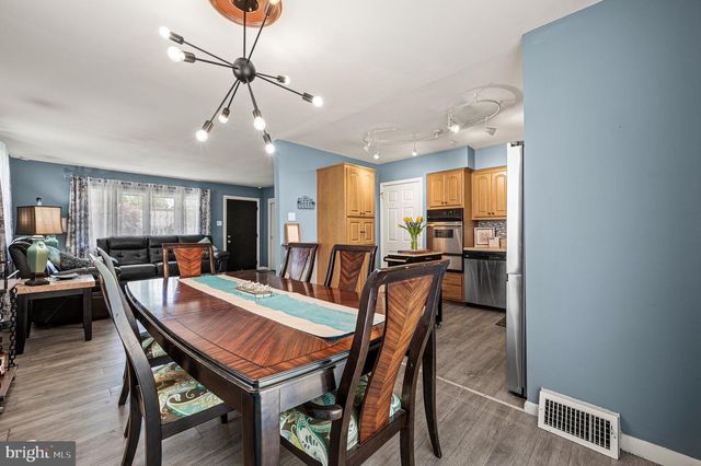 234 TALBOT DR, Broomall, PA 19008