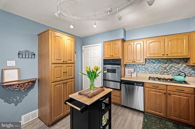 234 TALBOT DR, Broomall, PA 19008