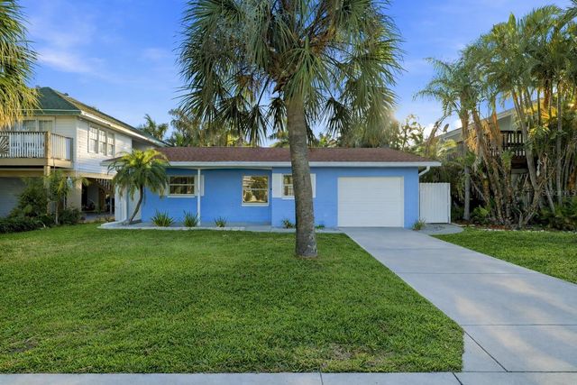 17734 1ST STREET E, Redington Shores, FL 33708