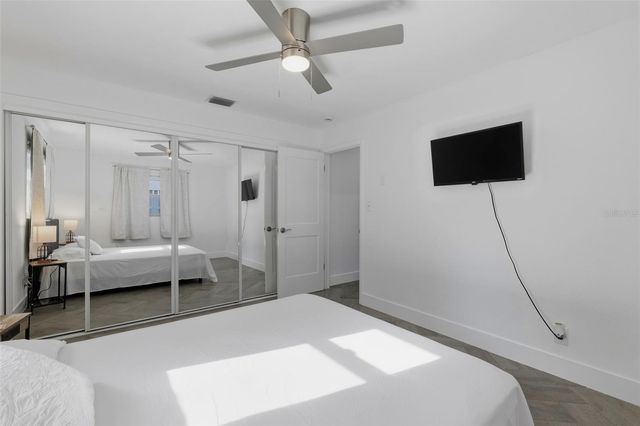 17734 1ST STREET E, Redington Shores, FL 33708