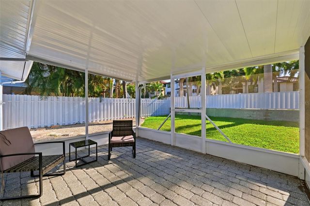 17734 1ST STREET E, Redington Shores, FL 33708