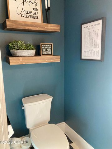 1204 Grand Avenue, Carthage, MO 64836