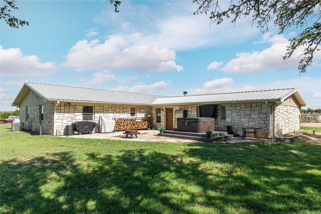54 County Road 407, Goldthwaite, TX 76844
