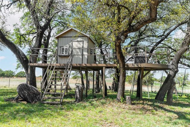 54 County Road 407, Goldthwaite, TX 76844