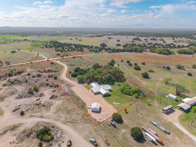 54 County Road 407, Goldthwaite, TX 76844