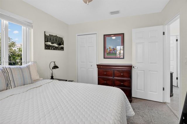 2245 Johnson St, Hollywood, FL 33020