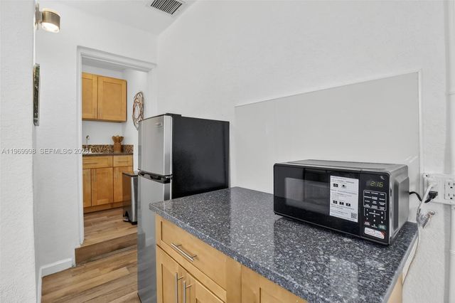 2245 Johnson St, Hollywood, FL 33020