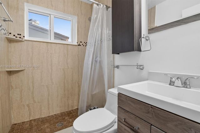 2245 Johnson St, Hollywood, FL 33020